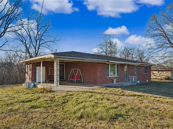 14907 N Oak St, Garfield, AR 72732