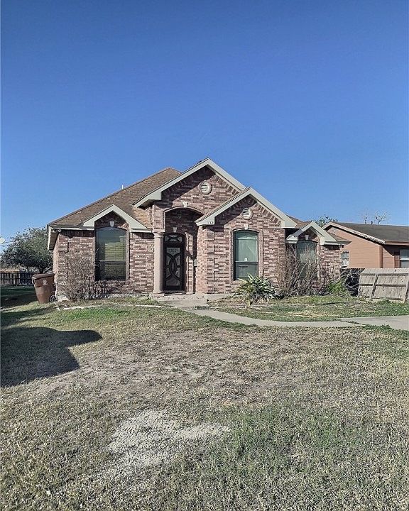1st image of 132 W D Avenue