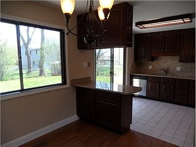 3rd image of 4049 Bayside Dr