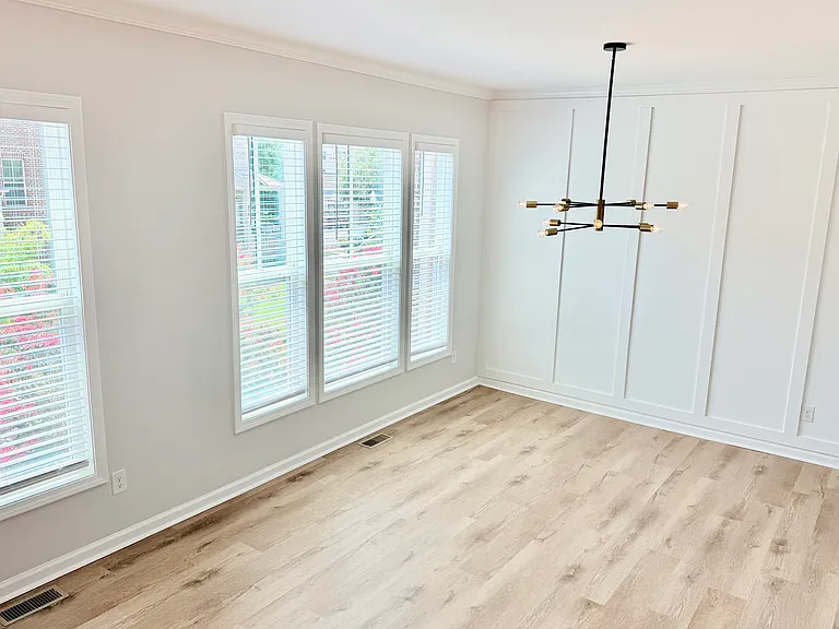 860 Sunset Park Dr — Photo 6