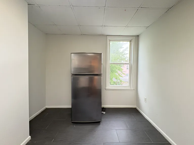 346 Armstrong Ave #2 — Photo 2
