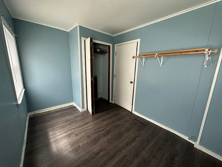 111 Erie St — Photo 12