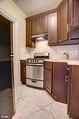 Rented by Citi Habitats | media 12