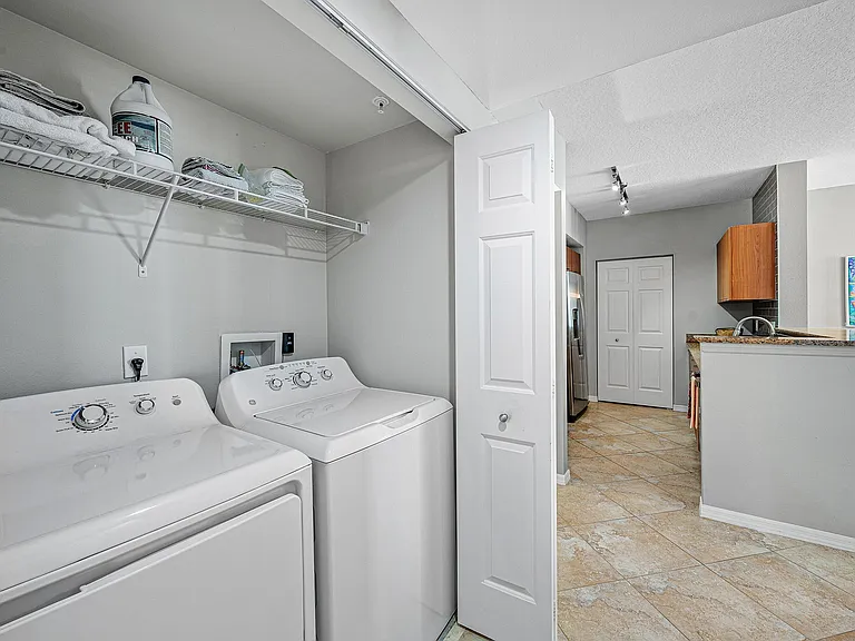 700 E Boynton Beach Blvd #803 — Photo 24