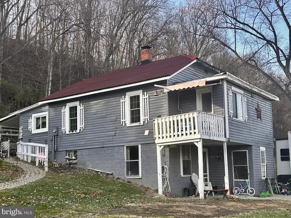 20 Vanmeter Ln, Hedgesville, WV 25427
