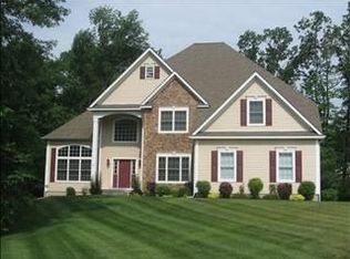 46 Newton Rd, Fishkill, NY 12524