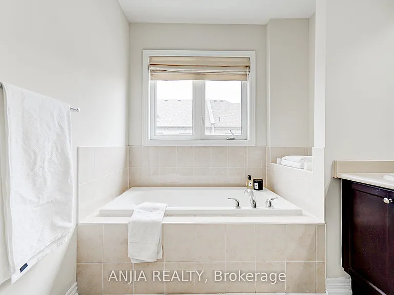 25 Collier Cres — Photo 26
