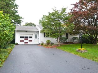 15 Daleside Rd, Rochester, NY 14617