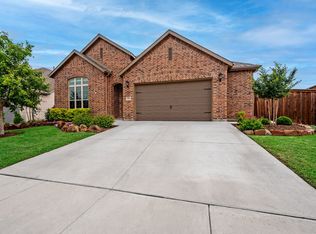 3912 Primrose Dr, Lake Dallas, TX 76227
