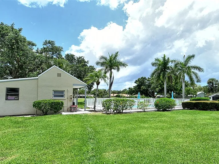 2517 Glebe Farm Close #H-2 — Photo 37