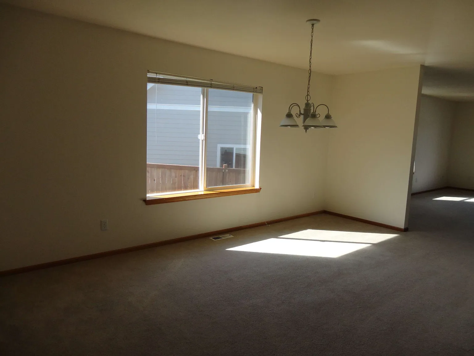 1588 Brook Edge Ct — Photo 2