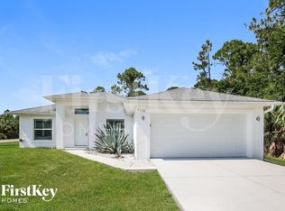 2718 26th St W, Lehigh Acres, FL 33971