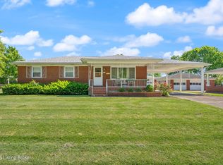 5812 Teakwood Ln, Louisville, KY 40258