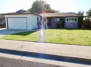 2886 Bush Ave, Clovis, CA 93612
