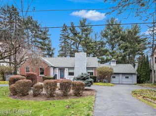 49830 Shelby Rd, Shelby Township, MI 48317