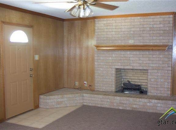 5th image of 302 Ravenwood St