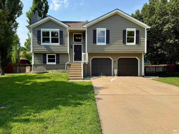 33124 W 87th Ter, De Soto, KS 66018