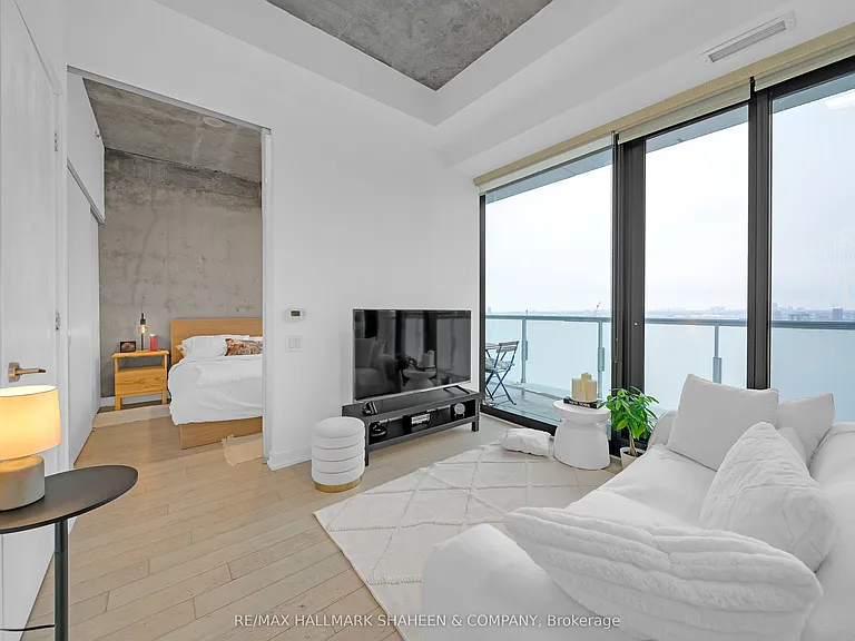 11 Charlotte St #Penthouse 04 — Photo 13