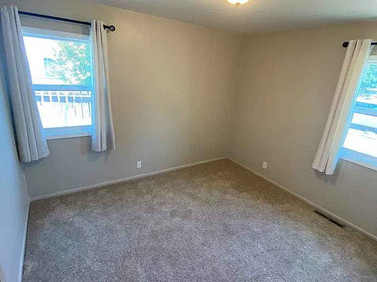 1524 Wilson Ct — Photo 14