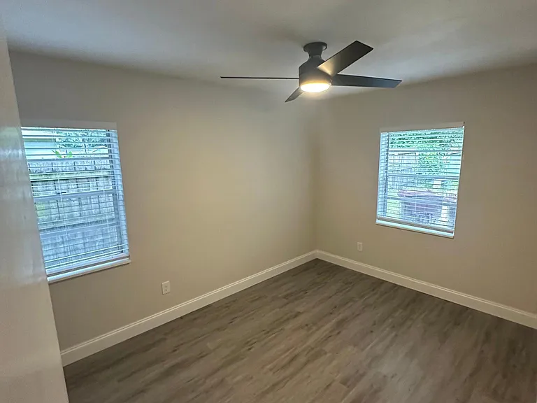 1401 N Westmoreland Dr #1 — Photo 9