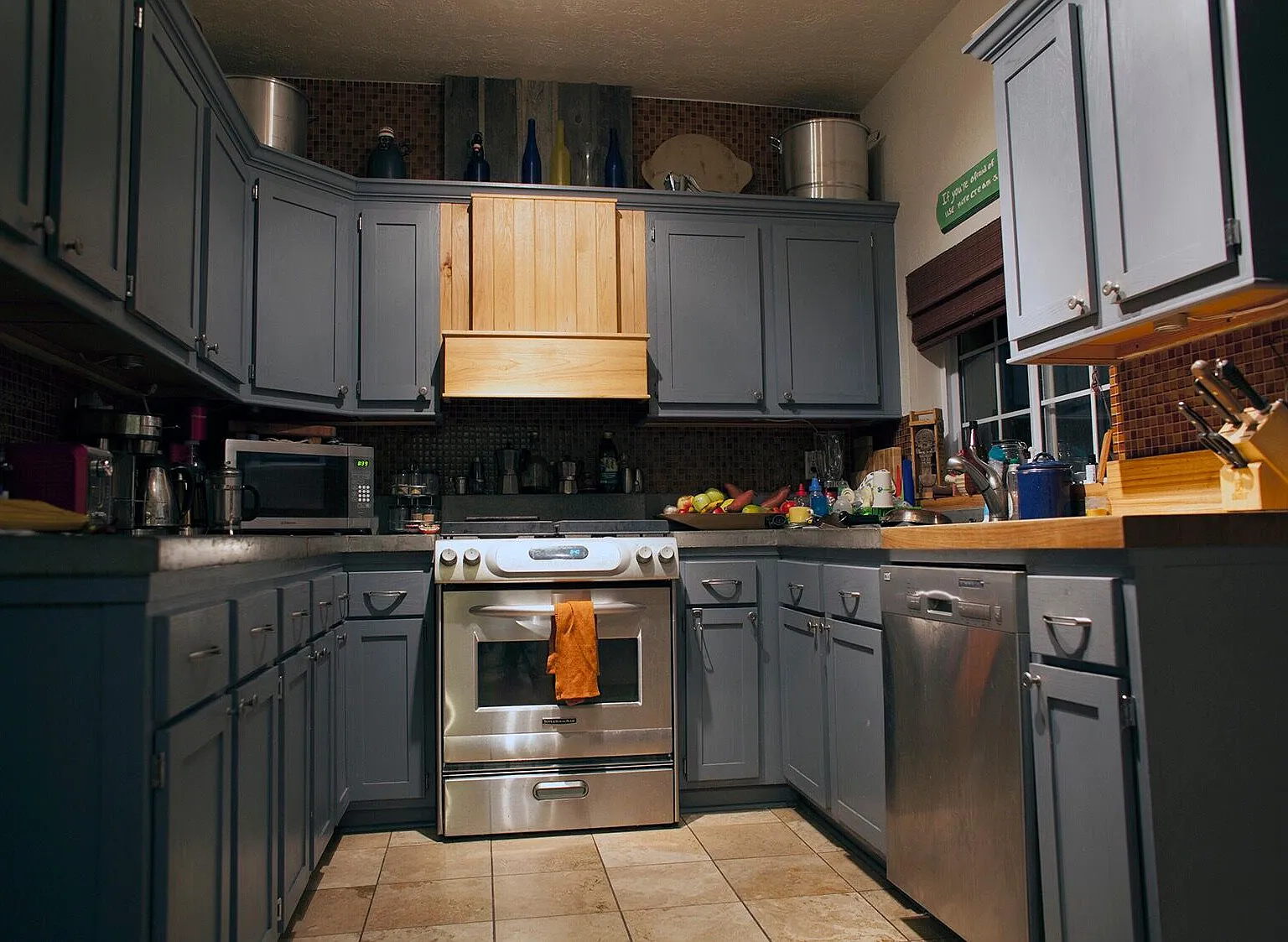825 Elati St — Photo 3