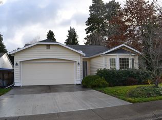 795 Saint Charles Place Rd, Hood River, OR 97031