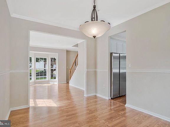 5th image of 9606 Cedar Crest Way