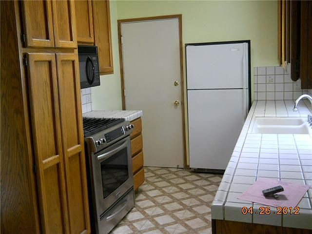 2nd image of 5000 Esther Dr