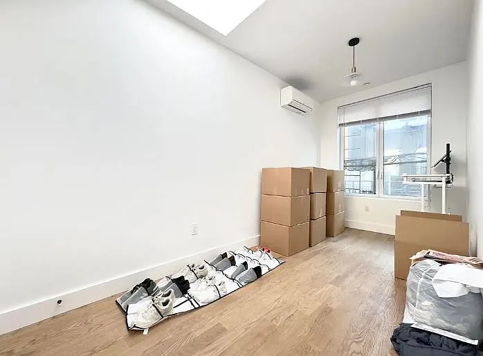 98 Moore St #2B — Photo 6