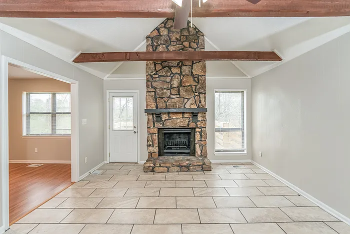 4390 Stone Ridge Cir — Photo 5