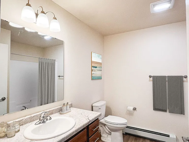 713 Caroline St — Photo 39