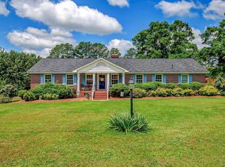 103 Blakely Ave, Laurens, SC 29360