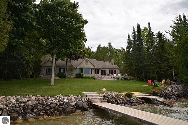 1st image of 10148 E Elk Lake Dr