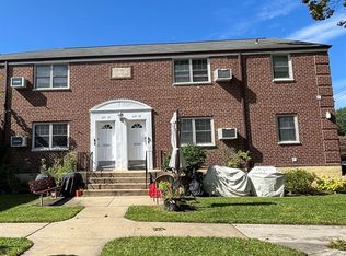 255-10 61st Avenue #907, Little Neck, NY 11362