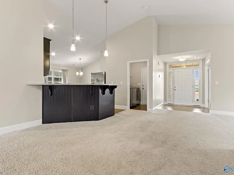 122 Ardsley Dr — Photo 9