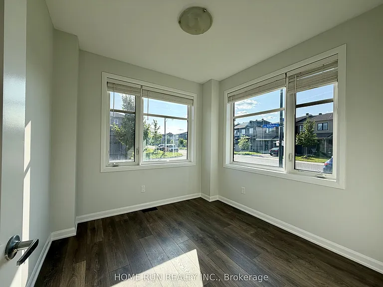 1009 Ballyhale Hts — Photo 4