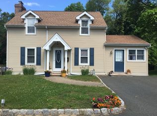 37 Elizabeth St, Wharton, NJ 07885