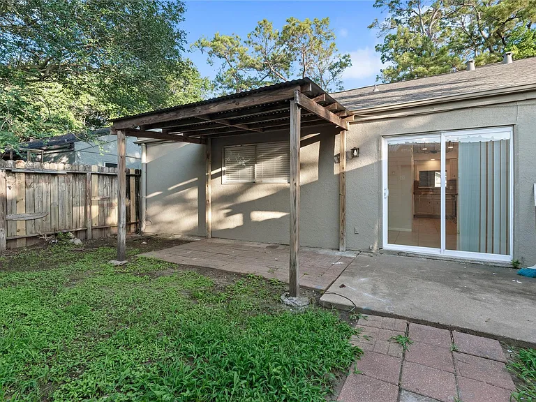 9306 Tooley Dr — Photo 24