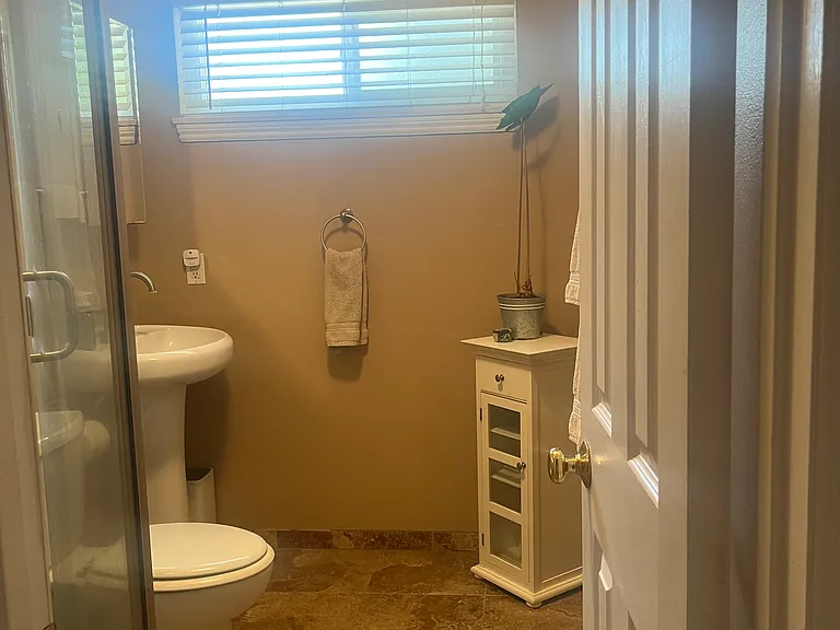 169 Beverly Dr — Photo 7