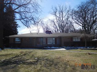 416 Cole Rd, Monroe, MI 48162