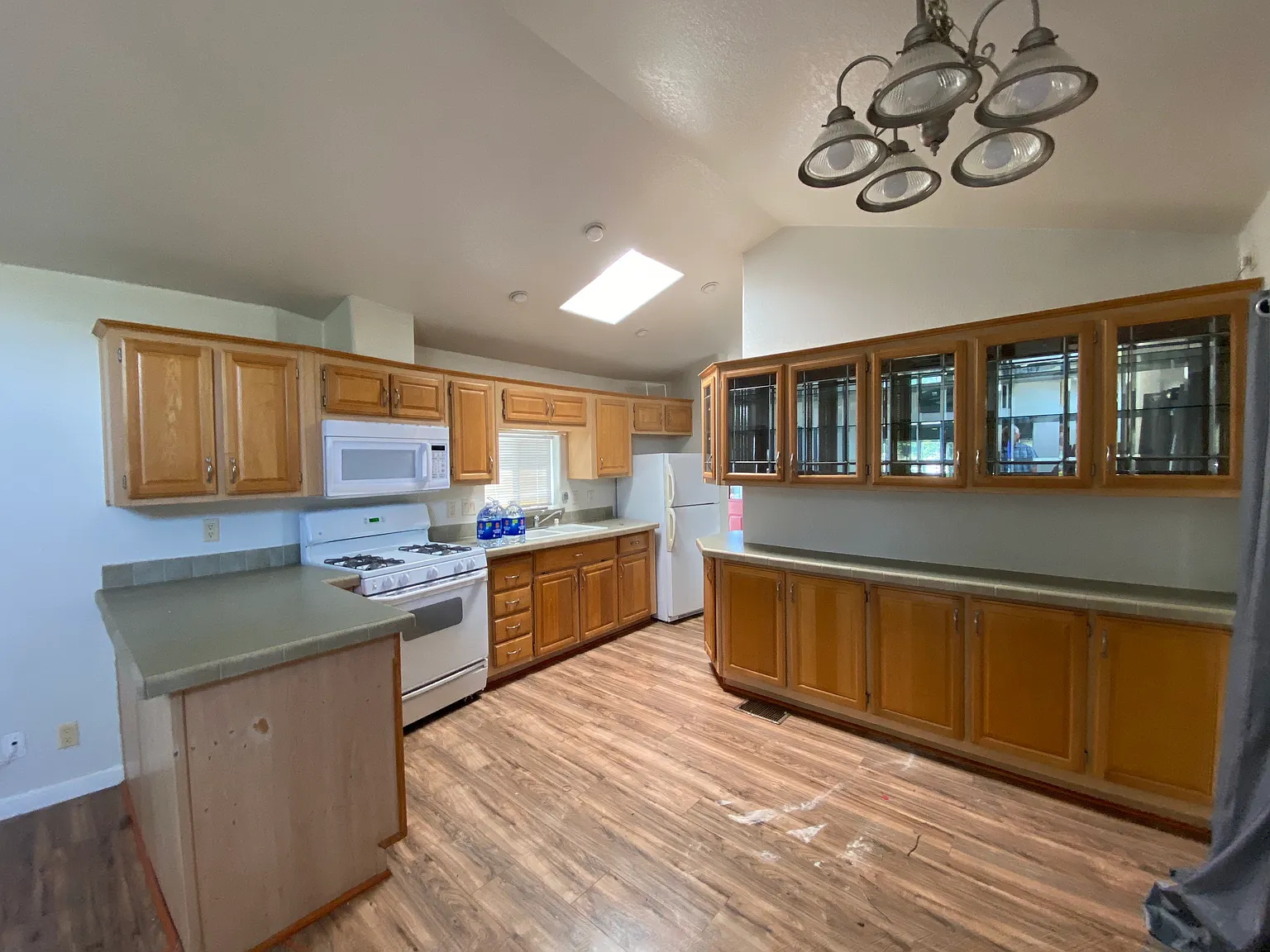 866 Tehama Ave — Photo 4