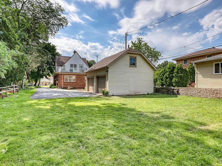 2078 Ludington Ave #UPPER — Photo 26