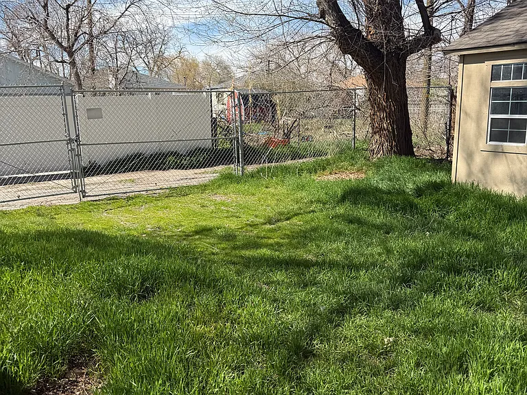 337 N Marion St #B — Photo 2
