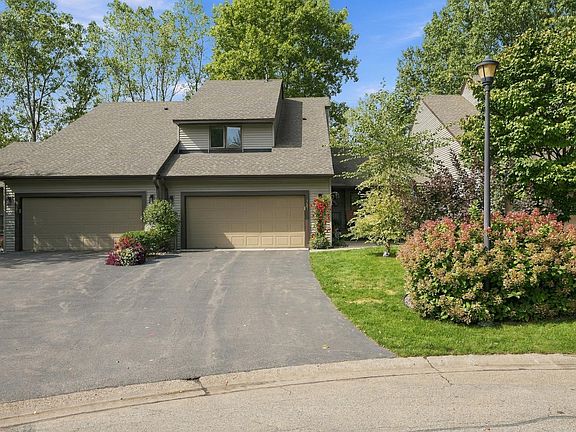 3rd image of 3683 Widgeon Way