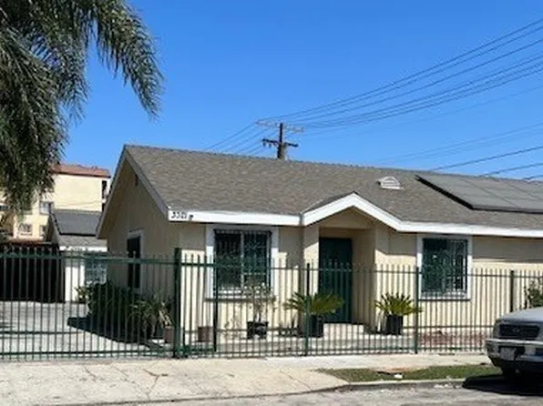 3321-3323 W 63rd St #3319, Los Angeles, CA 90043