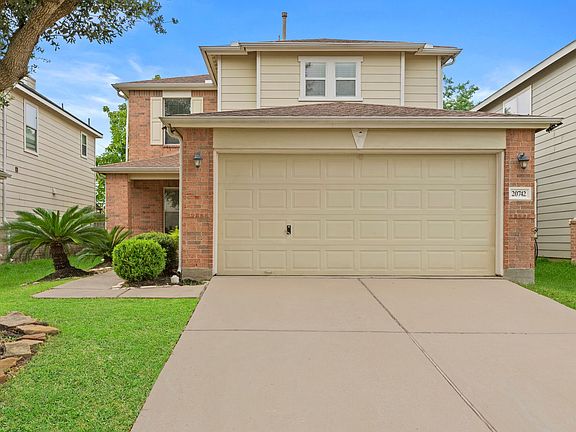 3rd image of 20742 Fair Castle Dr