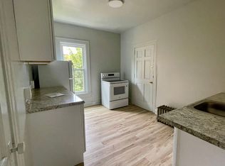 2nd Fl 2 bed/1 bath Apartment in Wilkinsburg, Pittsburgh, PA 15221
