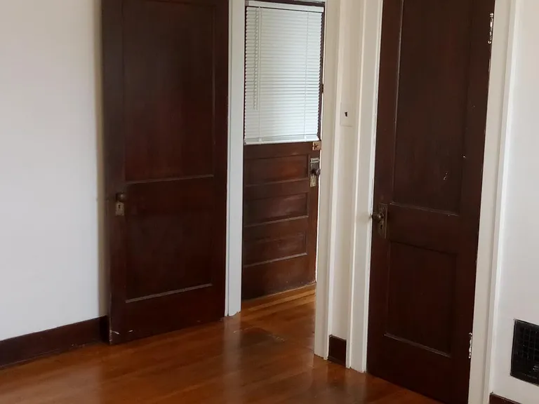 Bedroom & ceiling fan
