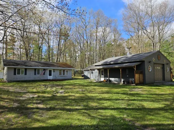 3694 Kirkland Dr, East Tawas, MI 48730