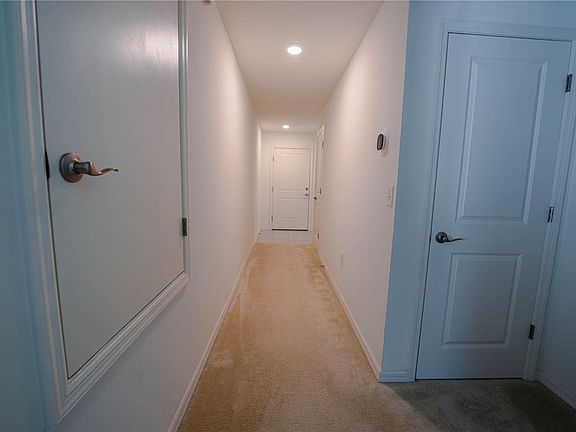 5th image of 10561 Laguna Plains Dr #10561